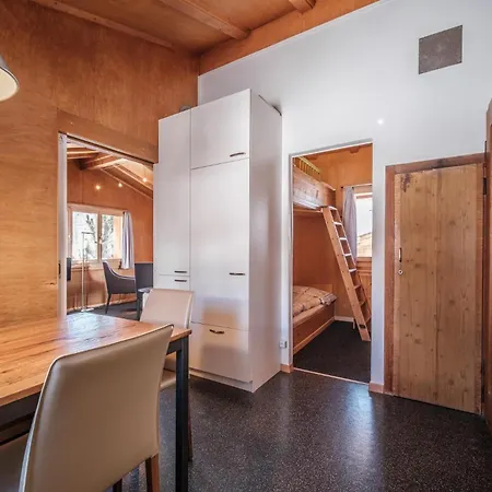Chalet Höckli Wohnung 1. Apartment Arosa