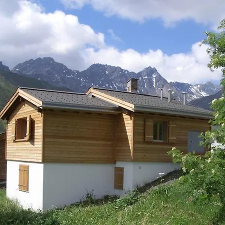 Chalet Höckli Wohnung 1. Apartment